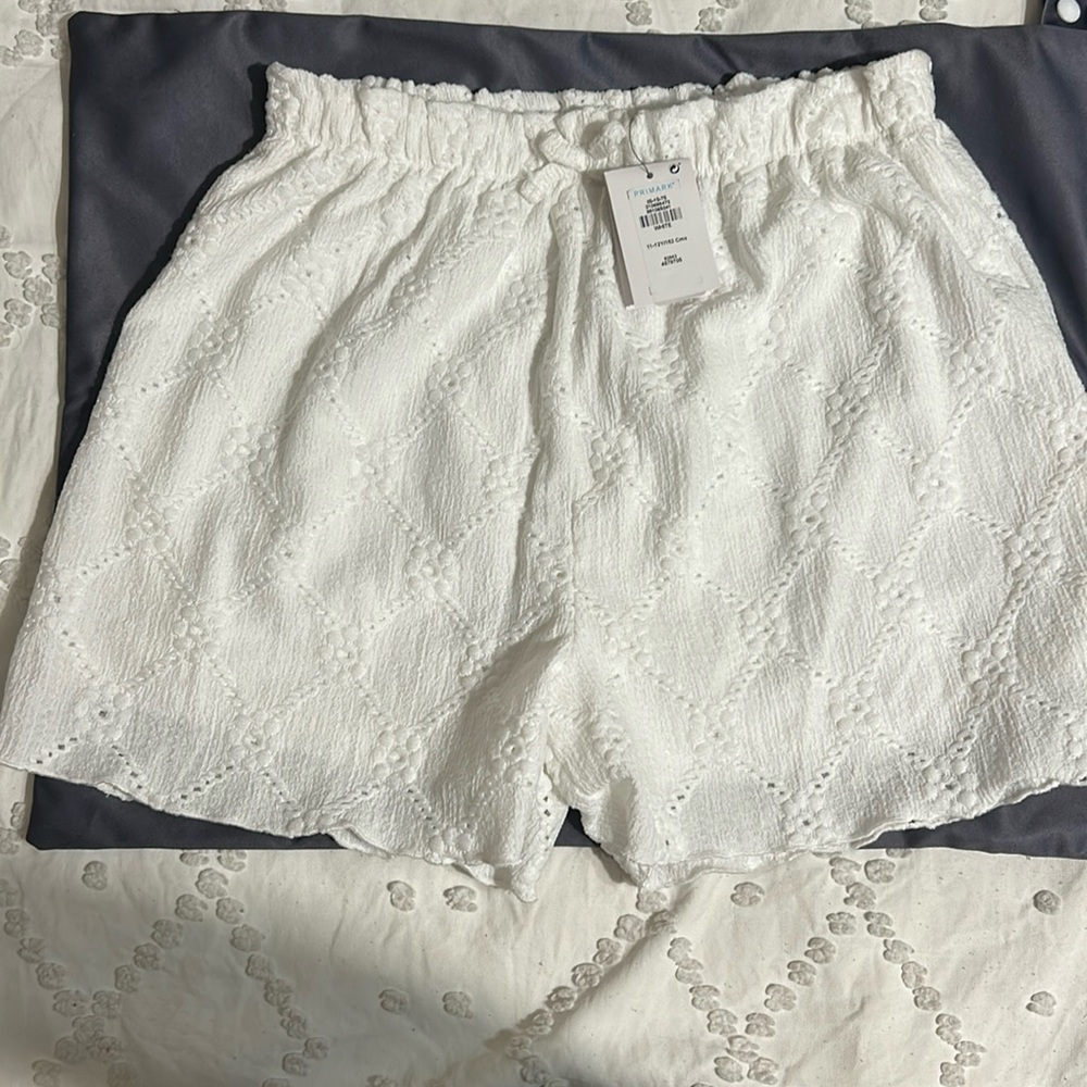 Girls white embroidered summer short